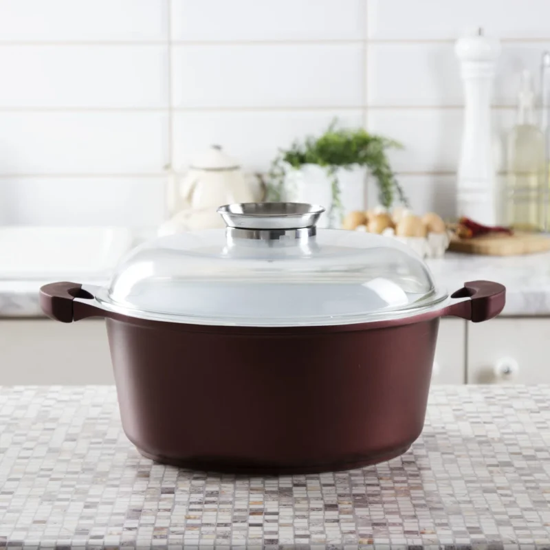 Ostatnie sztuki Garnek aluminiowy z pokrywką STARKE PRO COBRE BORDOWY 6,3 l